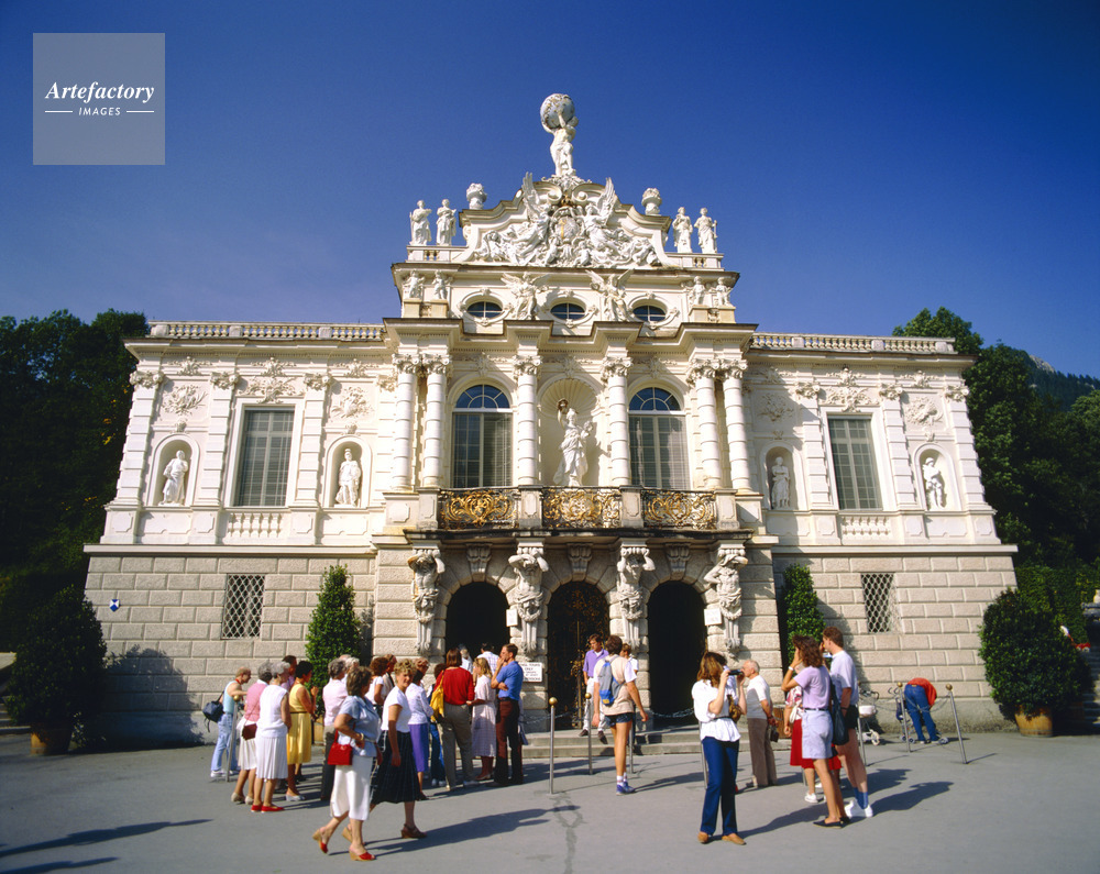 リンダーホフ宮殿 Schloss Linderhof バイエルン自由州 Freistaat Bayern バイエルン地方 バイアーン Bayern バヴァリア Bavaria アルペン街道 Alpen Strasse