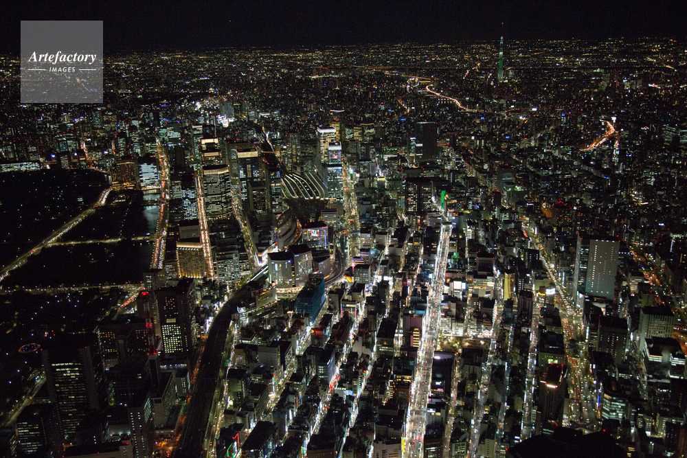 夜の銀座通り 有楽町駅 東京駅周辺