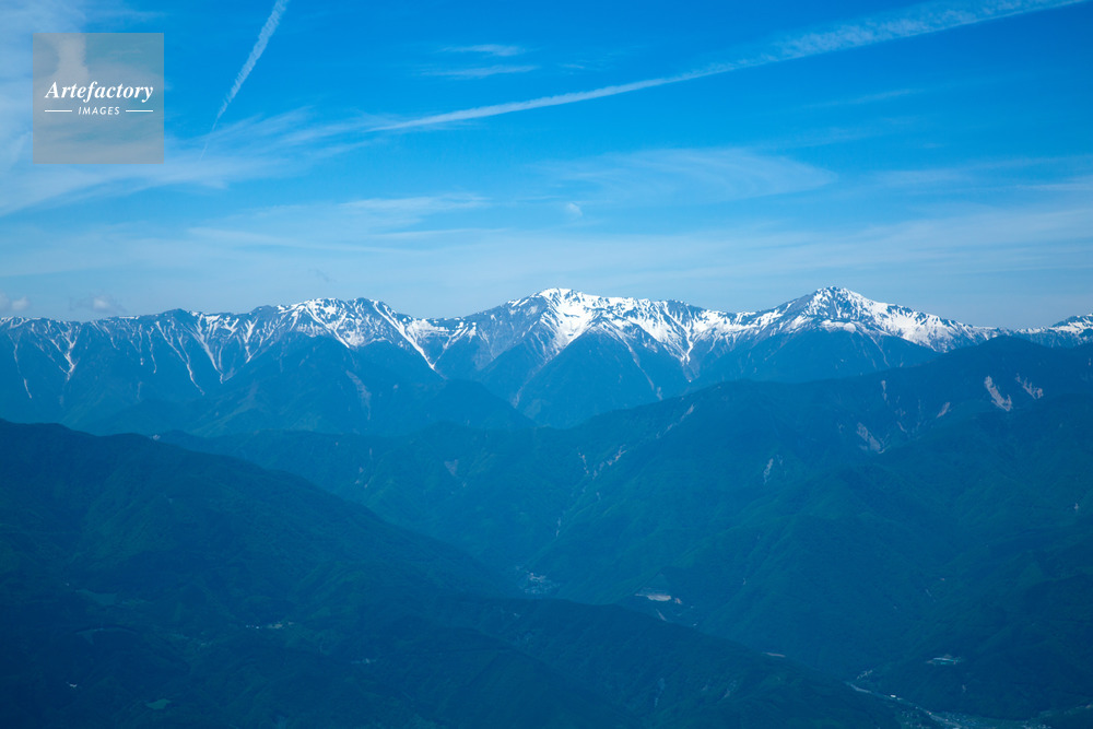 赤石山脈の山並み 白根三山 北岳 間ノ岳 農鳥岳