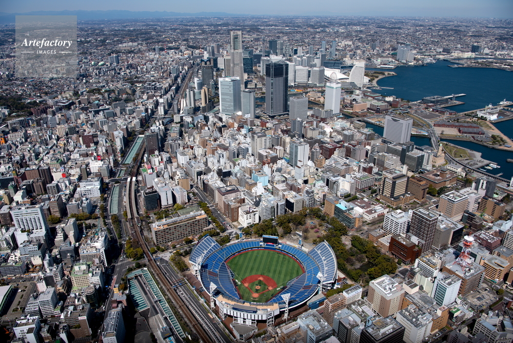 横浜スタジアム周辺よりみなとみらい地区と横浜駅方面