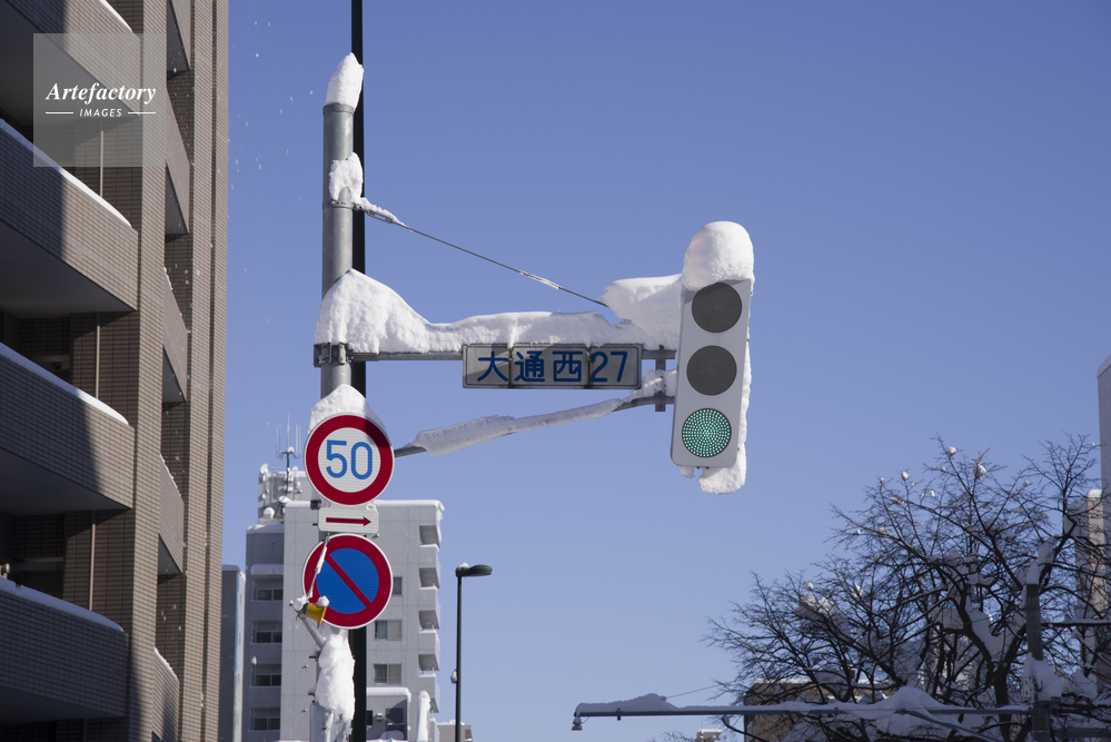 雪国の縦型の信号機